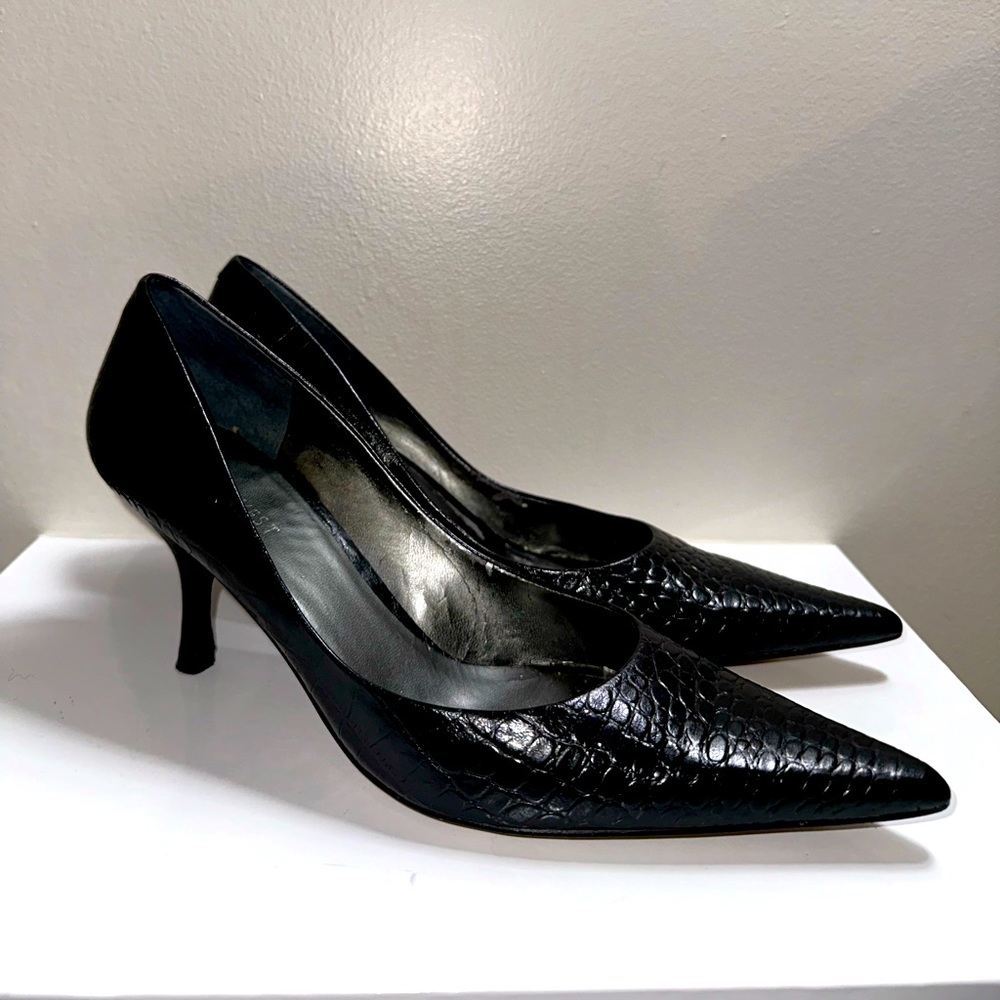 Vintage Nine West Pointed Pump Heels